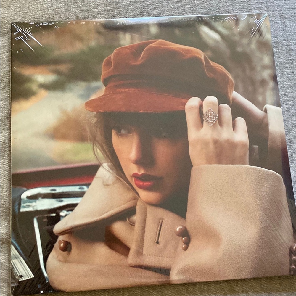 BRAND NEW & SEALED Taylor Swift Red TV (Taylor’s Version) Vinyl